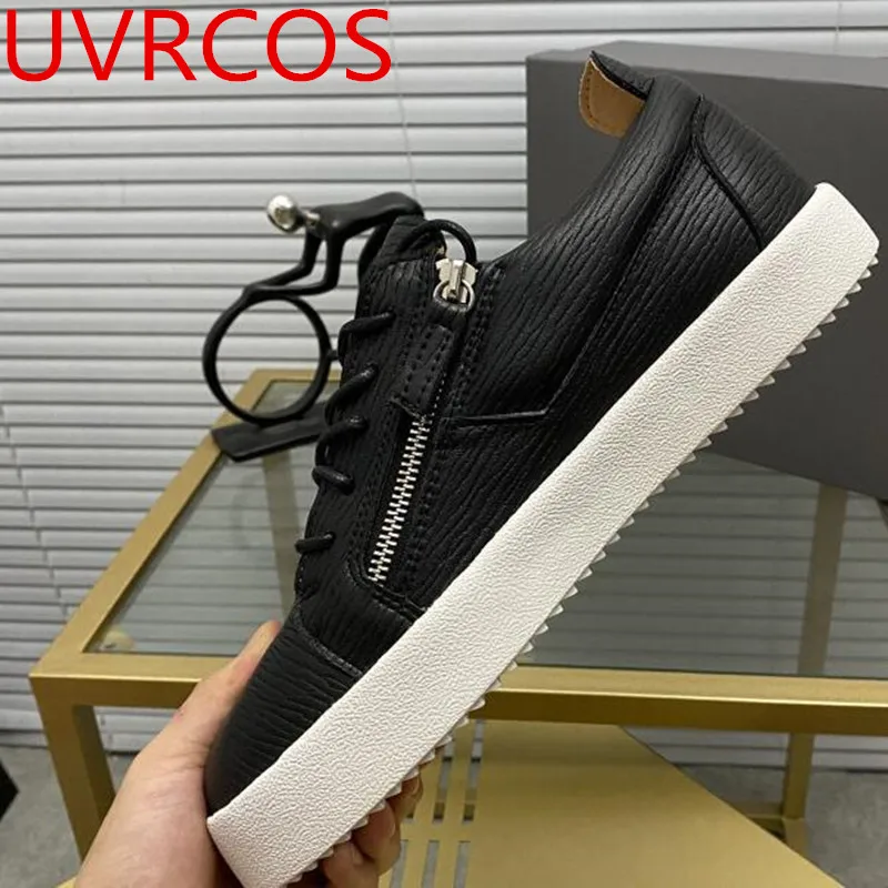 2022 Spring Irregular Stripe Leather High Quality Shoes Men Zip