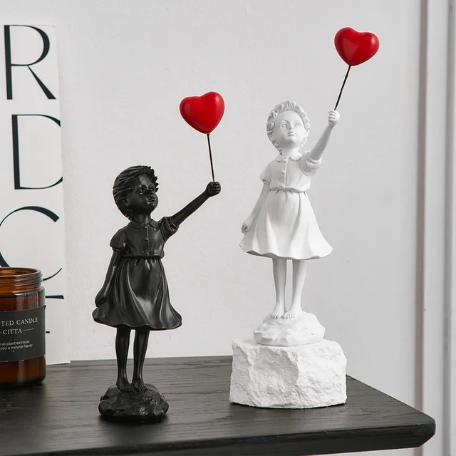 Statue en résine de ballon moderne nordique pour fille, décoration de maison, ballon volant, Sculpture artistique, ornements artisanaux, décor de salon 4