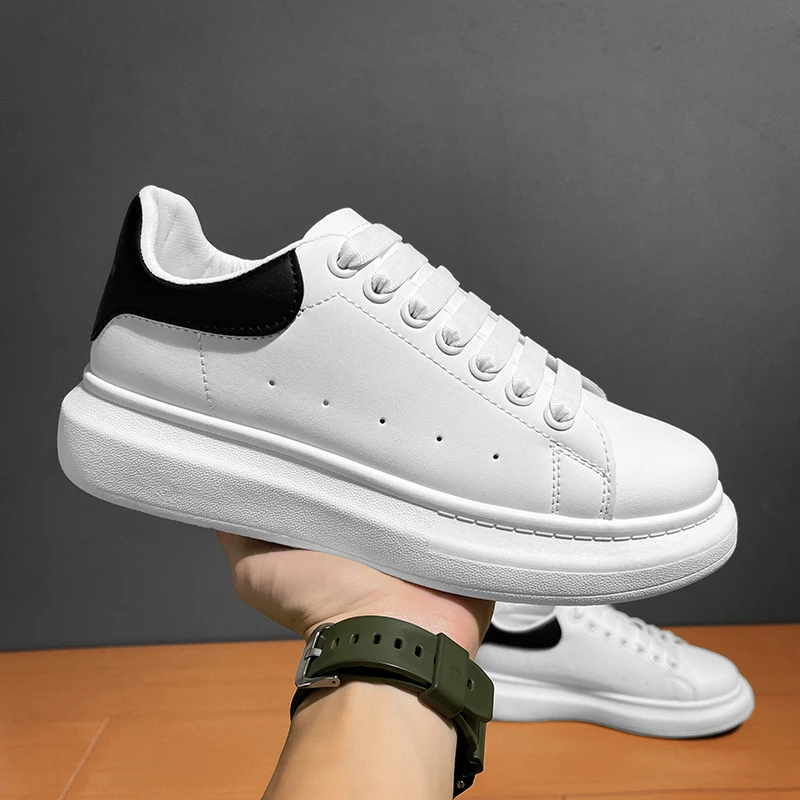 Fashion Men Skateboarding shoes Casual Sport Shoes Platform Sneakers Outdoor Breathable White Running Shoes Women Tennis