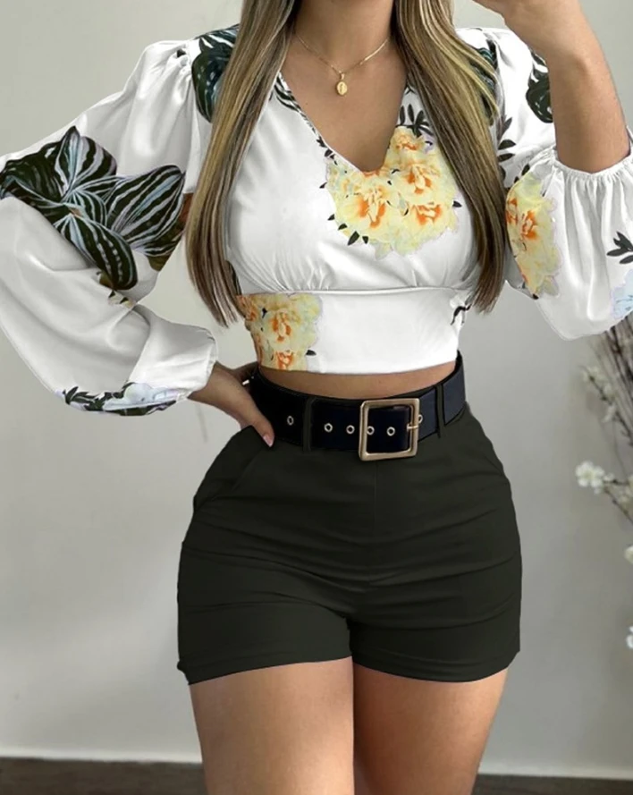 Casual Daily Two Piece Outfits Women Floral Print V-Neck Long Sleeve Ruched Crop Blouse Top and Skinny Shorts Set With Belt blouses lace splicing button ruched blouse in pink size s