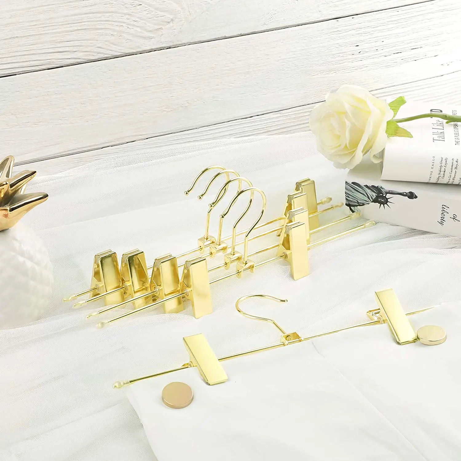 

Вешалки для брюк из металла, 10 штук, вешалки для одежды, 30,5 см, с 2 нескользящими зажимами, для юбки, брюк, нижнего белья-2