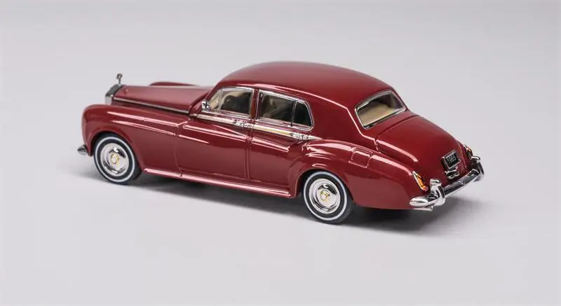 GFCC 1:64 1965 Rolls-Royce Silver Cloud Classic Car Diecast Model