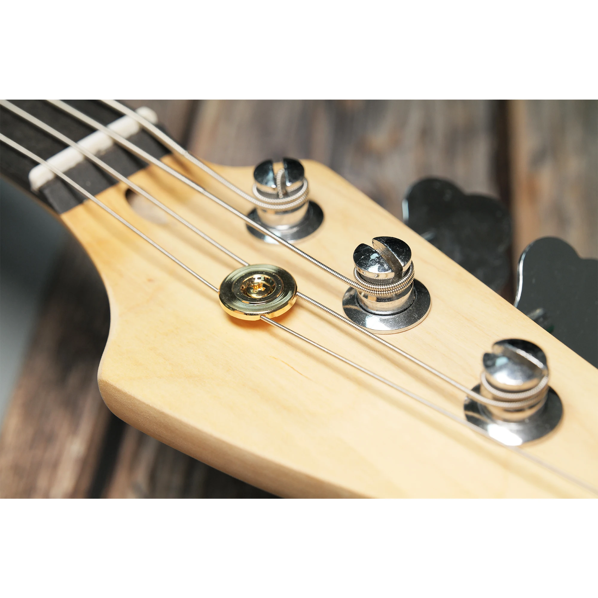 Musiclily Pro Steel 19 mm runder Schlitz-Saitenhalter-Führungsbaum für E-Bass – Detail 16