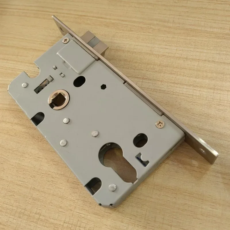 Slide image 5244ef19992b4c1db34473991ce4ccec