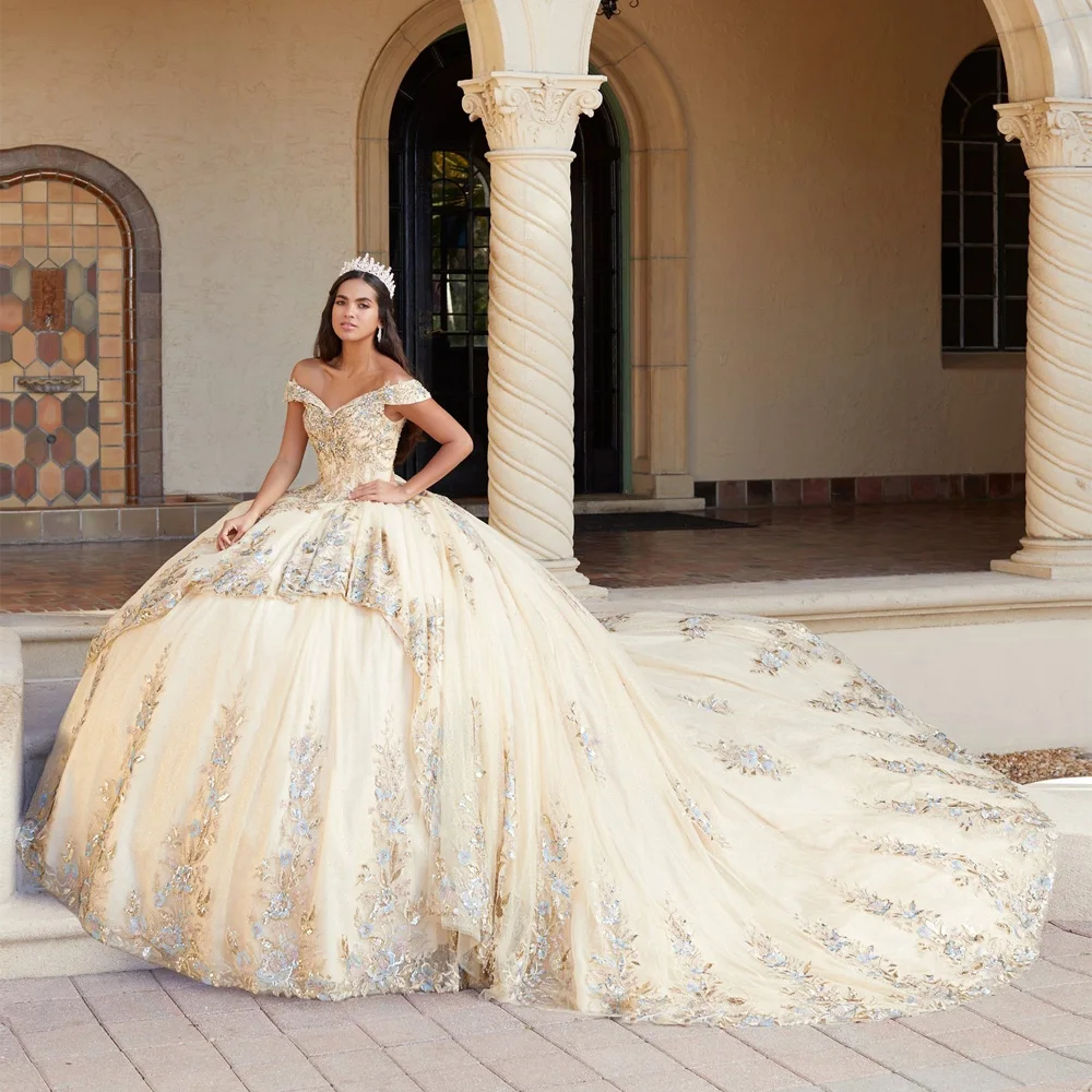 

Champagne Quinceanera Dress 2023 Tulle Lace Applique Long Train Off Shoulder Sweet 15 16 Birthday Party Princess Miss Pageant