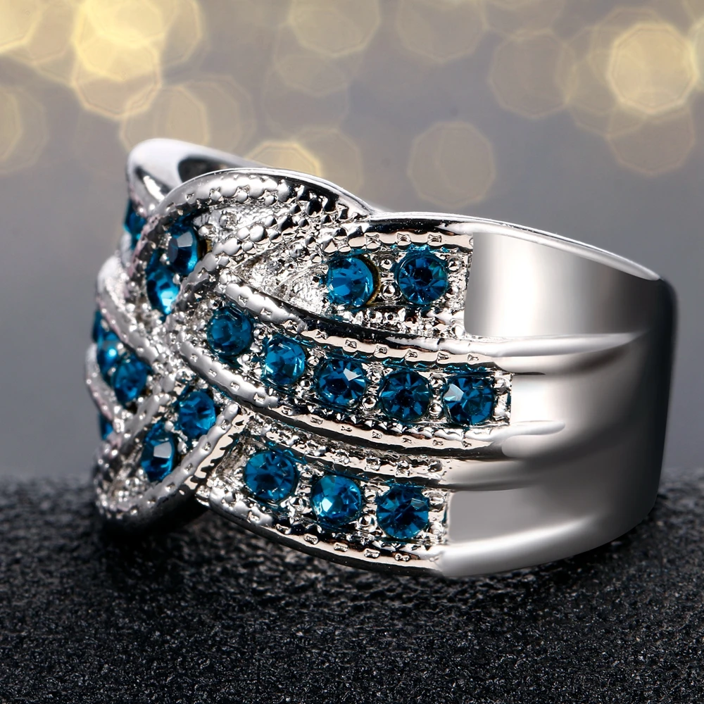 Jewelry Luxury Party Queen Aquamarine Finger Rings for Women Silver Color Jewelry Wedding Engagement Ring Gift