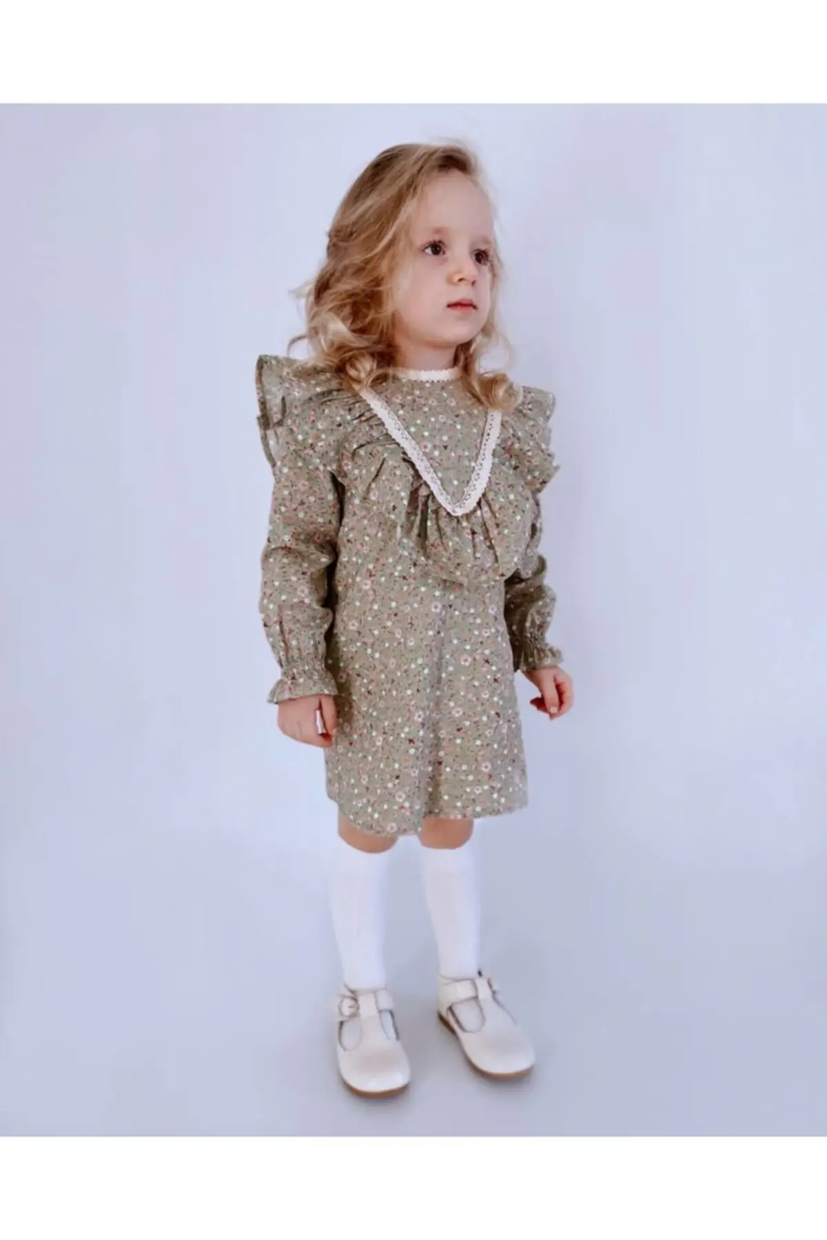 

Girl's Giny Dress Green Color Floral Long Classic Woven Standard Cotton Button Sleeve Frill Preschool Clothing