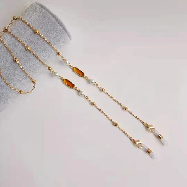 세련된 안경 액세서리로 스타일 업!