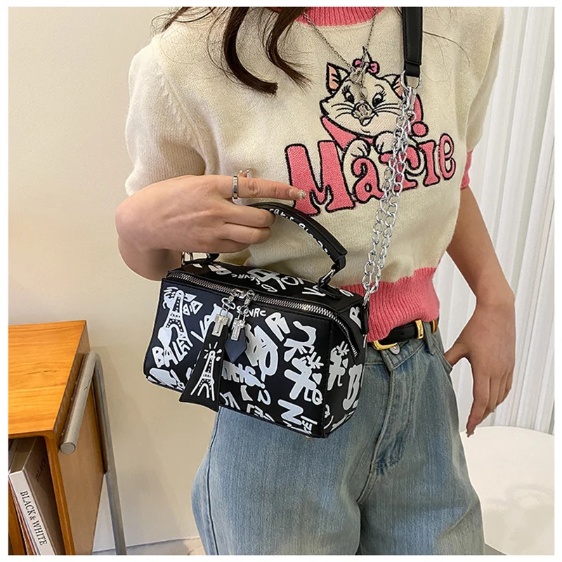 

2023 New Trend Fashion Personalized Design Graffiti Women's Bag Single Shoulder Oblique Straddle Handbag