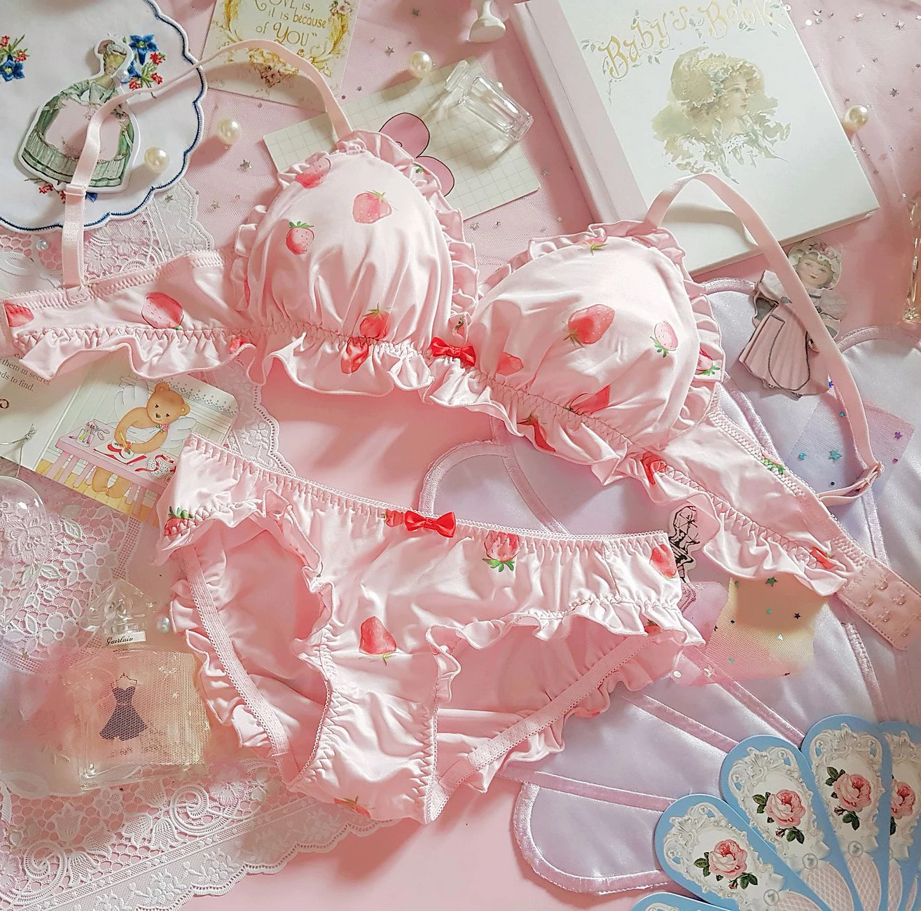 Kawaii Lolita Bra and Panty Set White Lingerie Cute Japanese Milk Silk Bra  & Panties Set Wirefree Soft Underwear Set