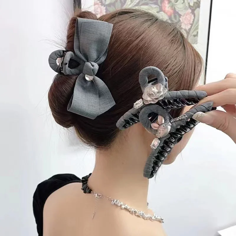

Korean New Fashion Elegant Fabric Gray Bow Claw Clip Back Of Head Women Cute Bunny Flower Shark Clip Hair Accessories Gifts