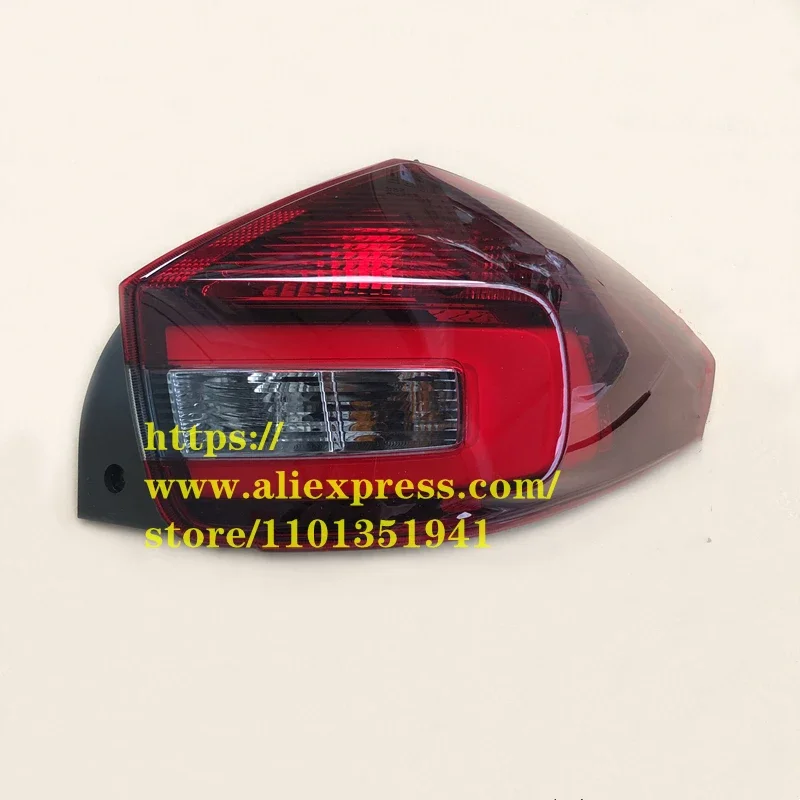 

Задний задний фонарь для Chery Tiggo 2 PRO (черная основа)