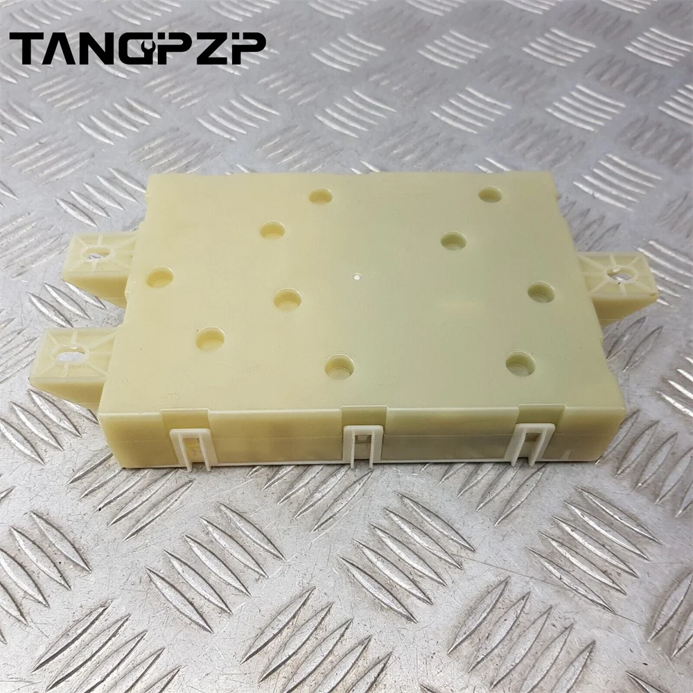 A1669000705 for MERCEDES Benz ML350 W166 REAR SAM SIGNAL 