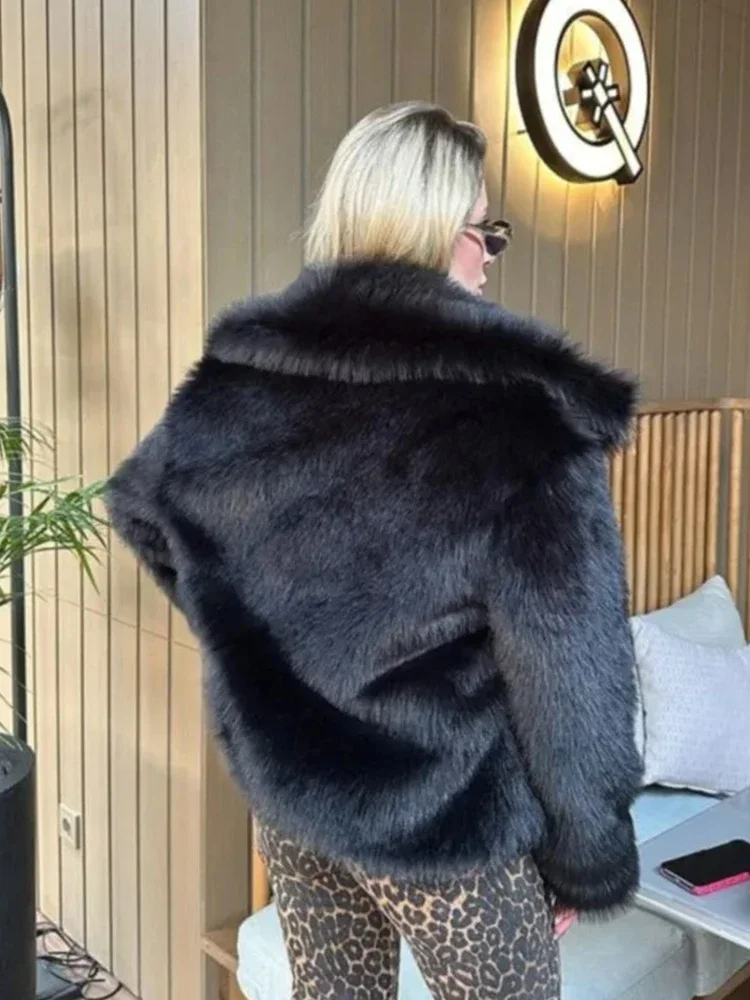 Fashion Lapel Faux Fur Jacket For Women 2024 New Fluffy Long Sleeve Furry Coat Female Luxury Elegant Lady High Street Outerwear