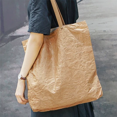 thumbnail image 1 of Bolso de mano de papel Kraft de alta calidad, resistente al agua, para mujer, estilo retro, plegable, grande, para ocio, 1 of 5