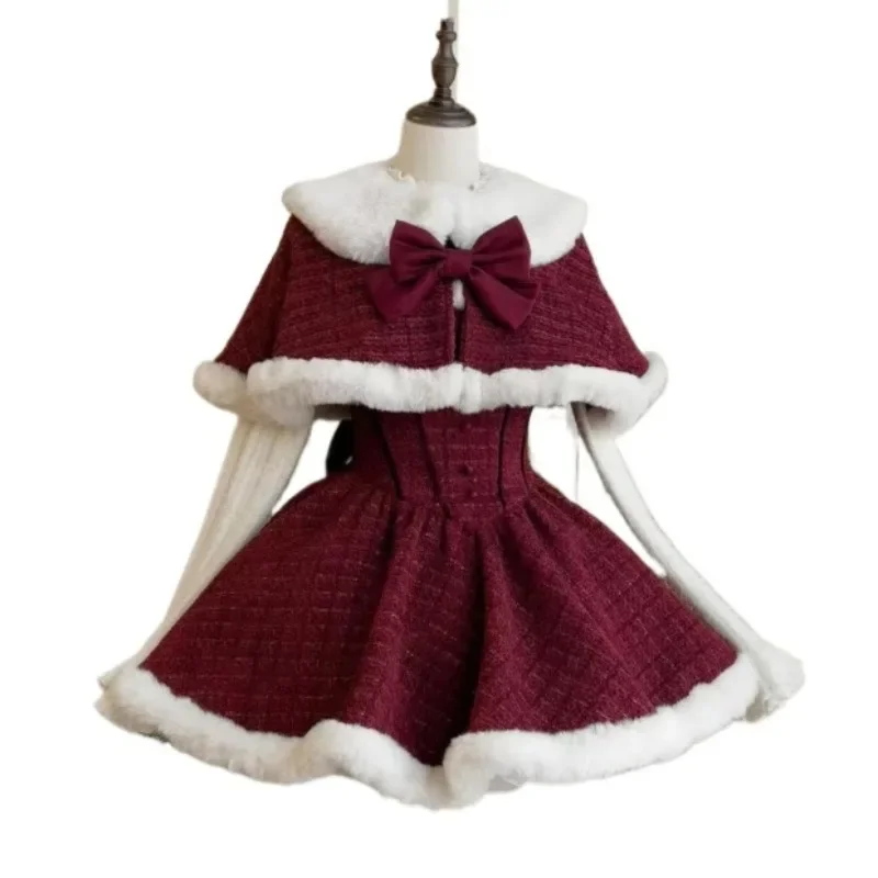 Ensemble de jupe en jean chemise blanche et gilet