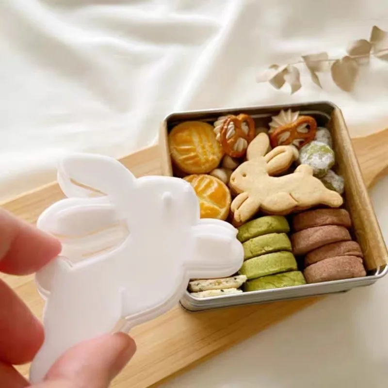 3D Cute Rabbit Cookie Mold Cartoon Rabbit Fondant Cookie Cutter Flower Pattern Biscuit Mold DIY Kitchen Baking Tools cookie cutter baking mold cookie mould cookie printing mold fondant cutter