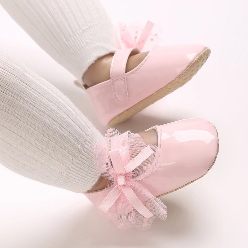 Baby Girl Shoes 0-18M Classic PU Leather Girls' Baby Shoes Bow Princess Flat Bottom Anti slip Soft Bottom Walking Newborn Crib Dress Shoes