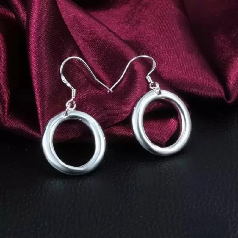 

Женские серьги-кольца из серебра 925 пробы, с подвеской