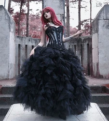 Vintage Black Gothic Wedding Dress Ruffle Tiered Tulle Ball Gown Bridal Wear Lace Appliques Sweetheart Corset Lace-Up Back