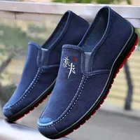 New Cloth Shoes for Men, Breathable and Casual Dad's Shoes, Spring Soft Sole, Durable, One Step Lazy Canvas Shoes 1