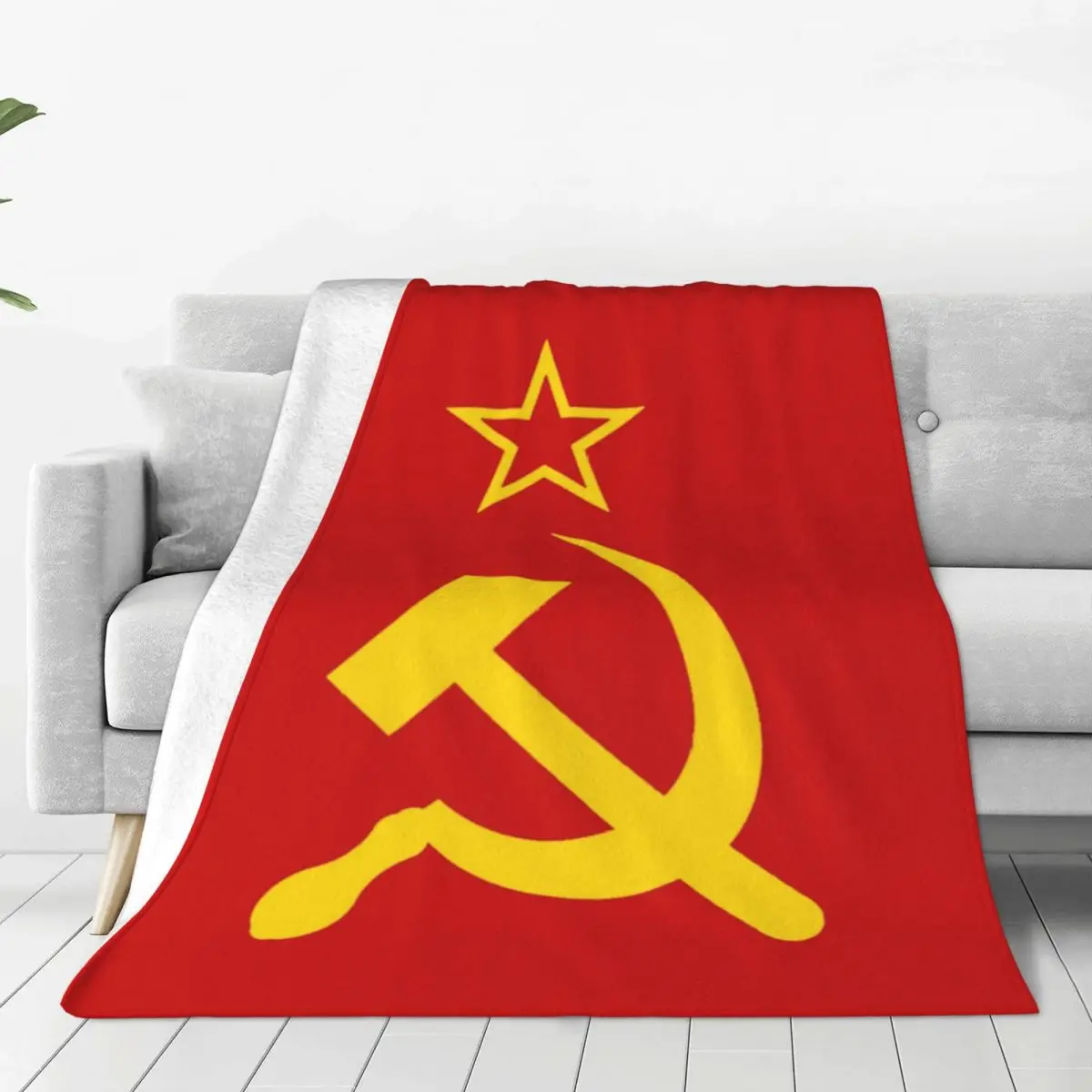

Russian Soviet Flag Soft Warm Blankets USSR Hammer And Sickle CCCP Travel Throw Blanket Winter Flannel Bedspread Sofa Bed Cover