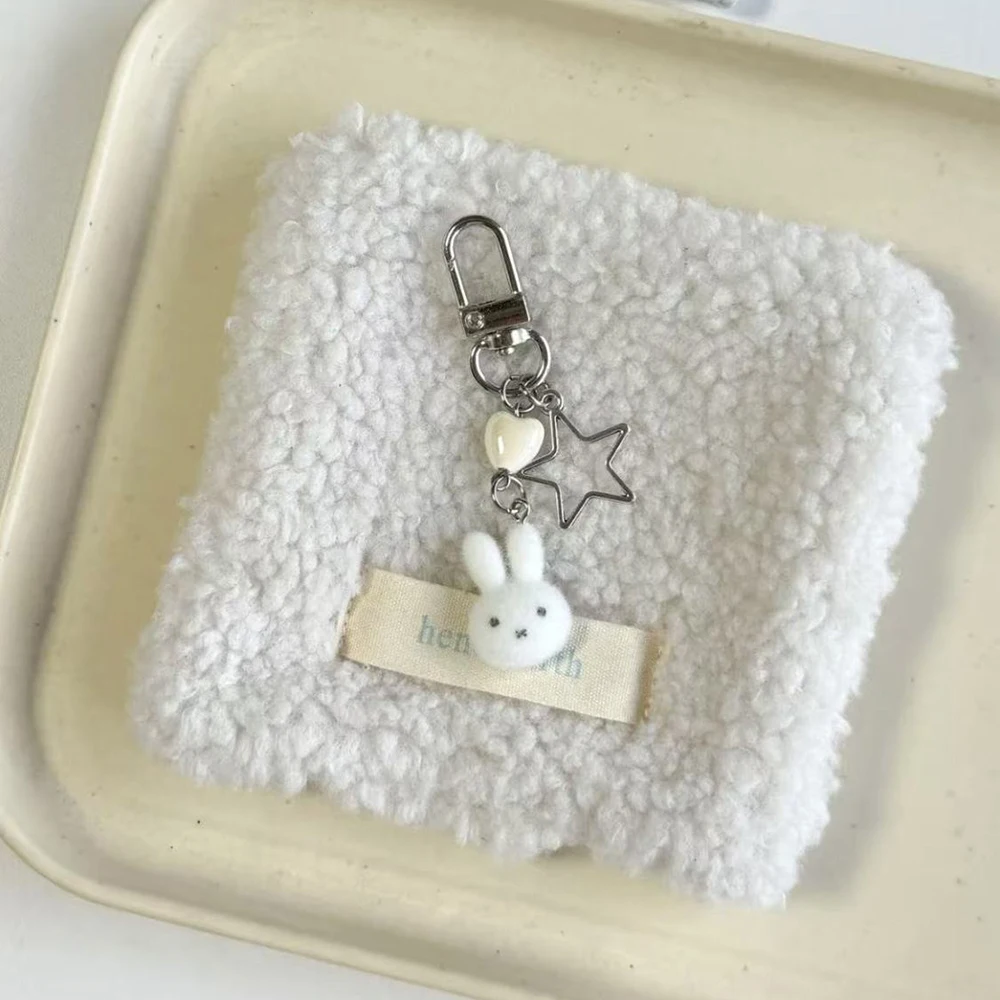 Kawaii Miffy Plüsch Handyband Schlüsselanhänger Niedliches Kaninchen Beflockter Schlüsselanhänger Riemen Ästhetisches Herz Stern Weiche Tasche Dekor Anhänger Mädchen Geschenk – Detail 4