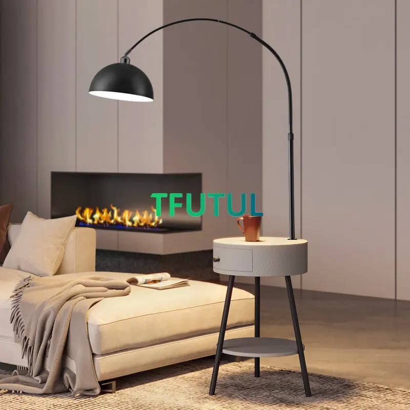 �ﰢ�� ������ ���� ���� ��� �Ž� �ٴ� ����, ħ�� ���� ���� ���� ħ�� �� ����, LED ���ĵ� ����