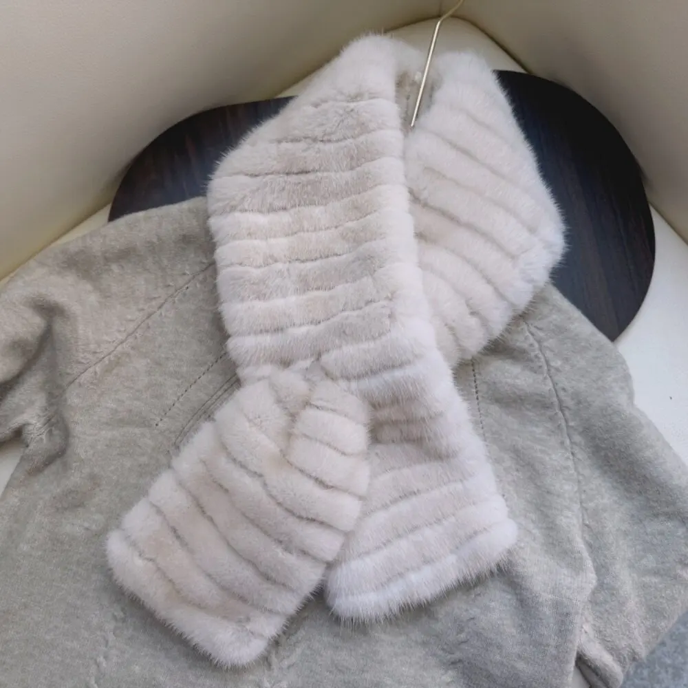 Neuer Luxuriöser Brauner Echter Nerzpelz-Schal für Damen, Doppelseitiger Langer Pelz-Halswärmer für Herbst und Winter, Stilvolles Vintage-Design – Detail 5