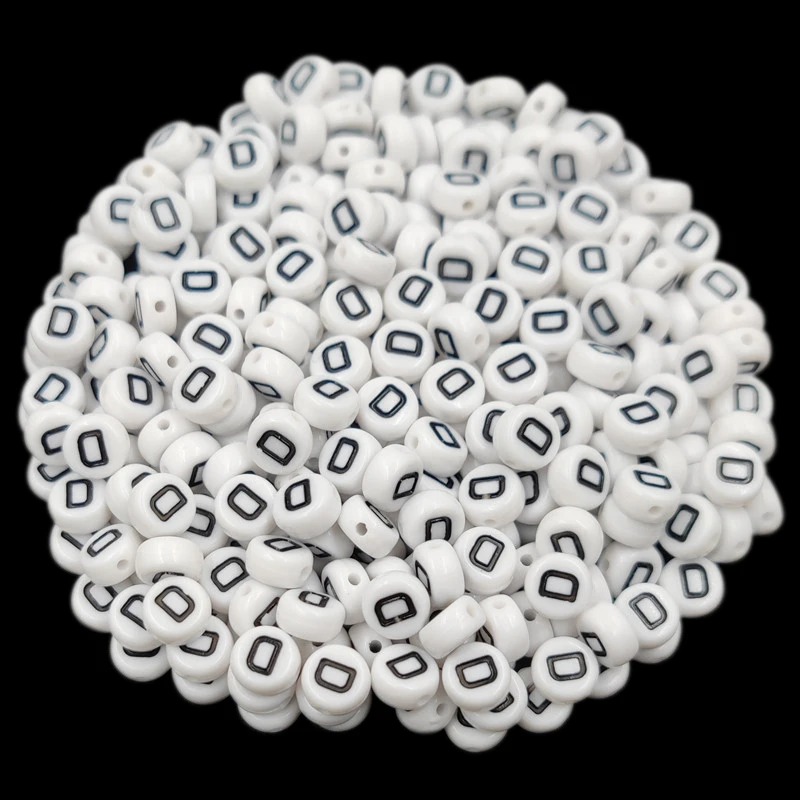 7mm 50 Stück Acryl 26 englische Buchstaben flache runde Perlen schwarz auf weiß DIY Handwerk Halskette Armband Anhänger für Schmuckherstellung – Detail 7