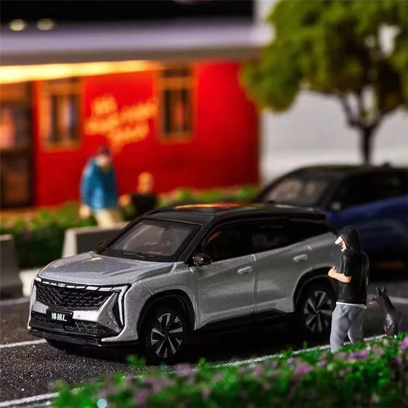 

Модель автомобиля Bburago из сплава, 1:64