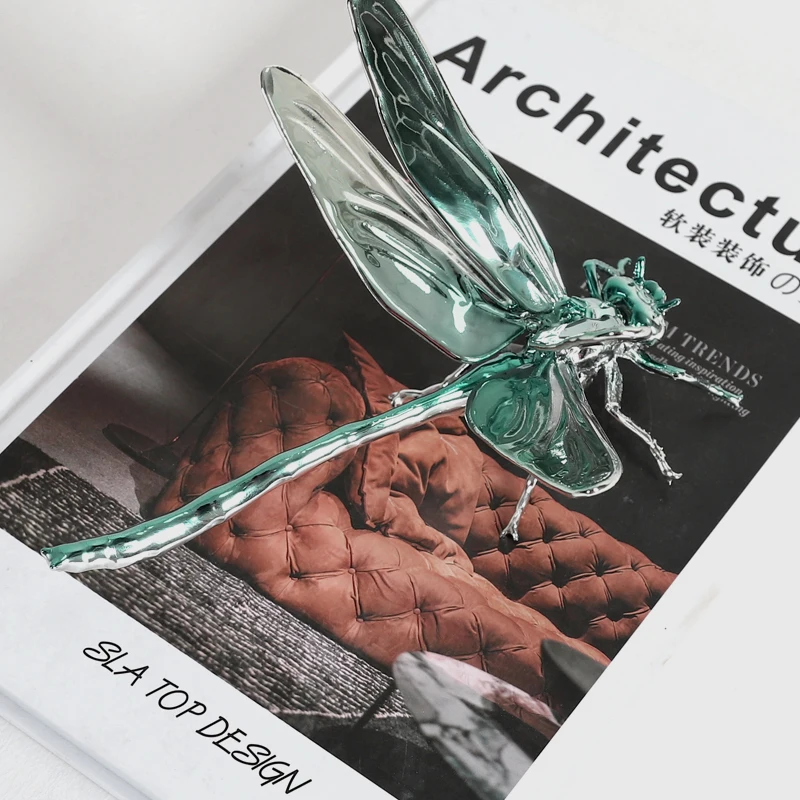 Casa Modello: Insetti In Metallo Di Lusso Leggero, Libellule, Ornamenti Animali, Sale Studio, Libri Desktop, Decorazioni Town