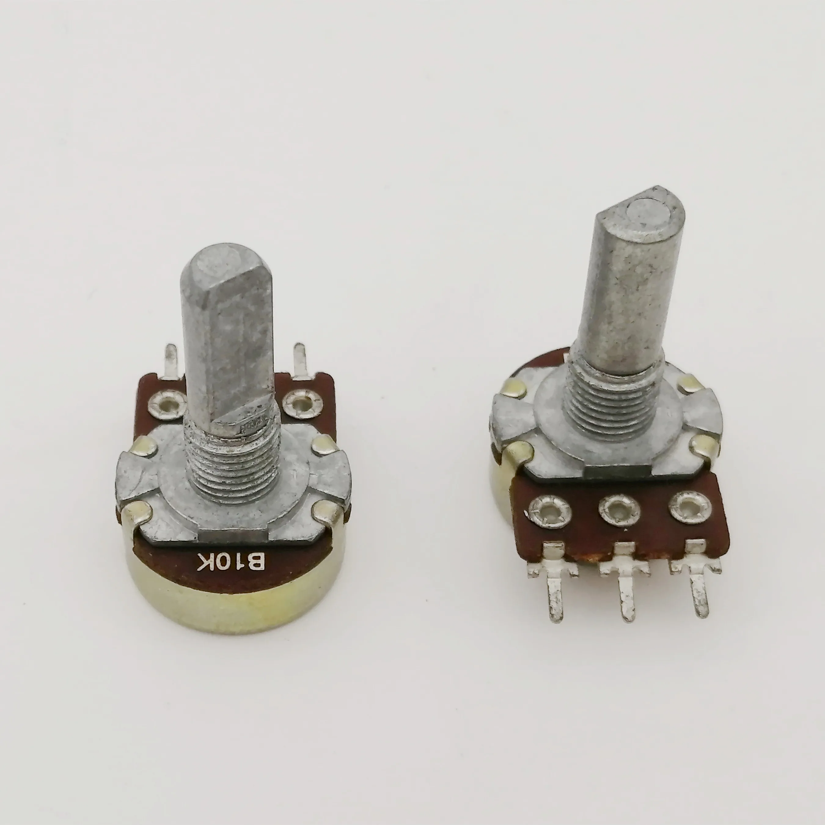 2 Piece 16 Type B10K Mono Volume Adjust Potentiometer D Shaft 20mm 3-Pin