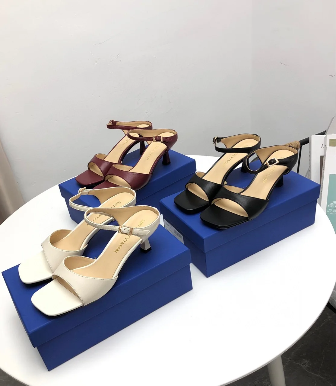 

Square Open Toe Female Pumps Buckle Strap Women Sandals White Fine Heel Wild Outdoor Ladies Party Shoes Summer Zapatos Mujer