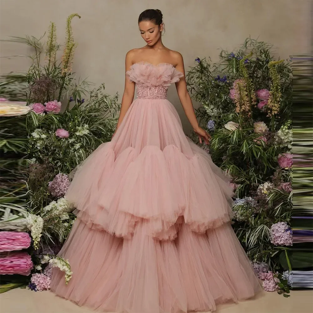 

Розовое Тюлевое вечернее платье с оборками в несколько рядов, без бретелек, без рукавов, со складками, платье для выпускного вечера в саудовском, арабском стиле, официальные платья 2024