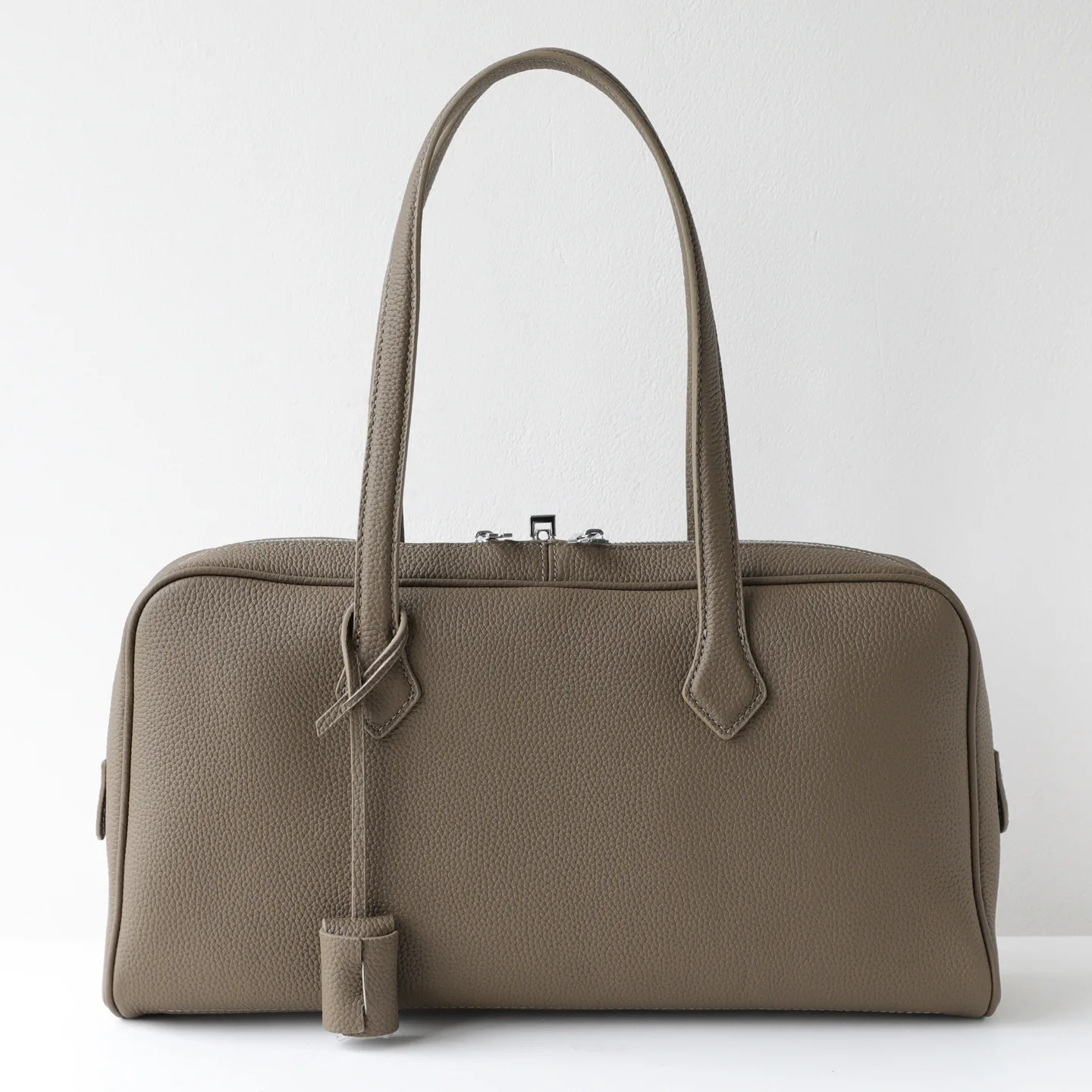 Top Layer Cowhide Leather Boston Bowling Bag Large Capacity Women's Tote Genuine Leather Underarm Bag Urban Minimalist Style