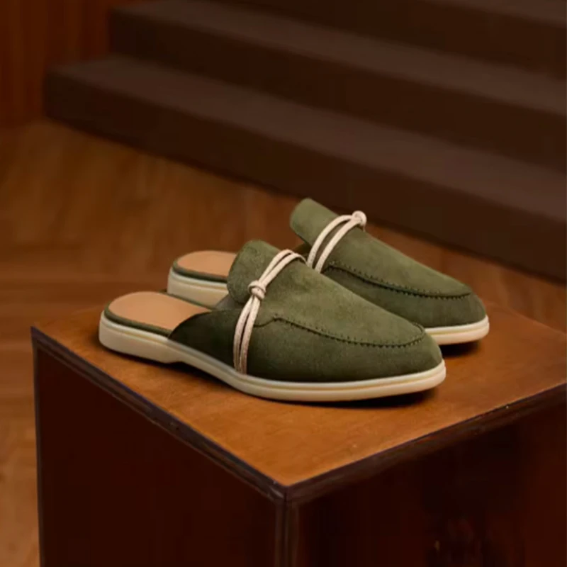 أحذية نسائية مسطحة من الجلد السويدي لربيع وخريف 2026، أحذية كاجوال ذات نعل ناعم عالية الجودة من الكشمير تواكب أحدث صيحات الموضة