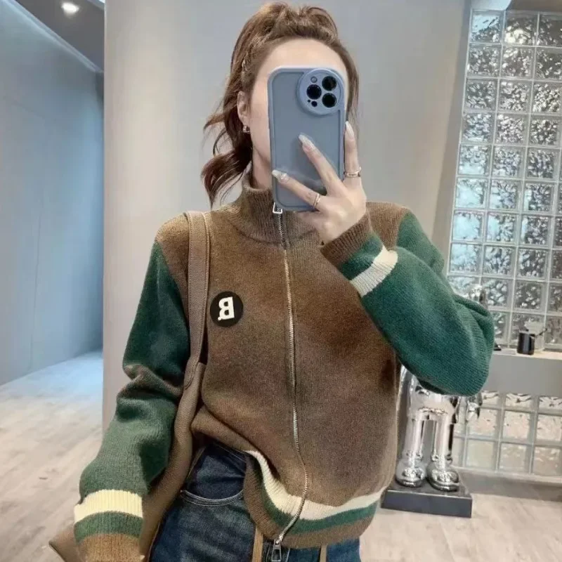 

2024 Winter New Women Double Zipper Knitted Color-blocked Short Knitwear New Jacket Stand Collar Slim Design Cardigan Tops