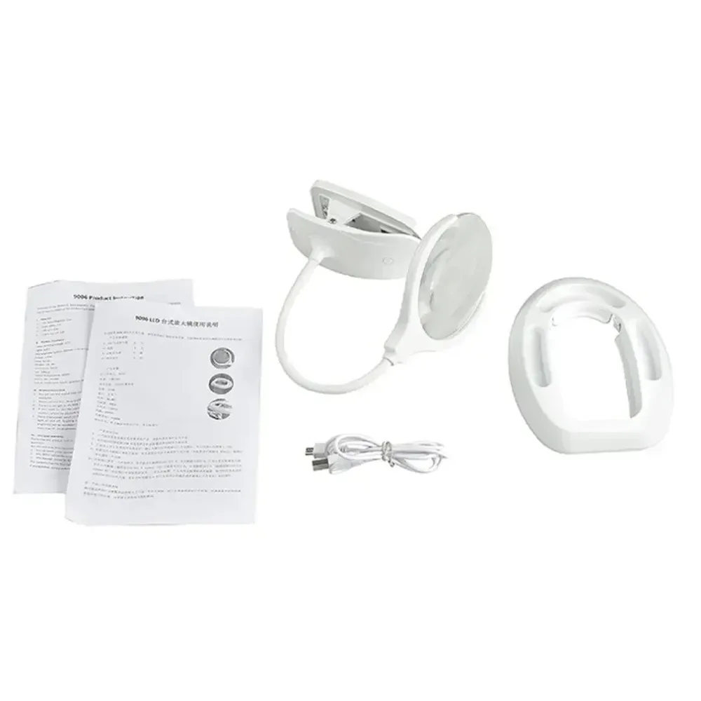 Utilisation de la loupe de bureau LED 3X/8X 100mm pour modélisme, mains tenant une pièce sous la lentille