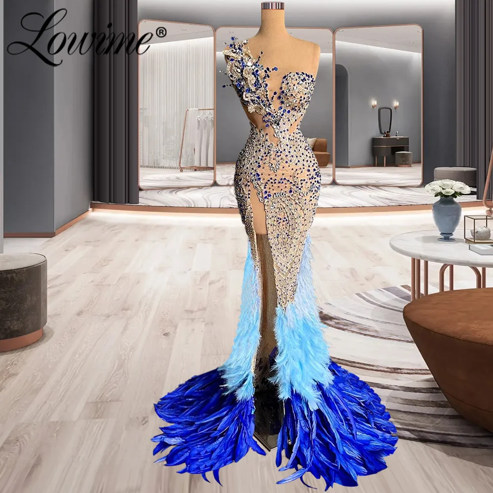 

Lowime Blue Feathers Long Party Dresses Robes De Soirée 2023 Customize Crystal Arabic Evening Gown Mermaid Prom Dress High Split