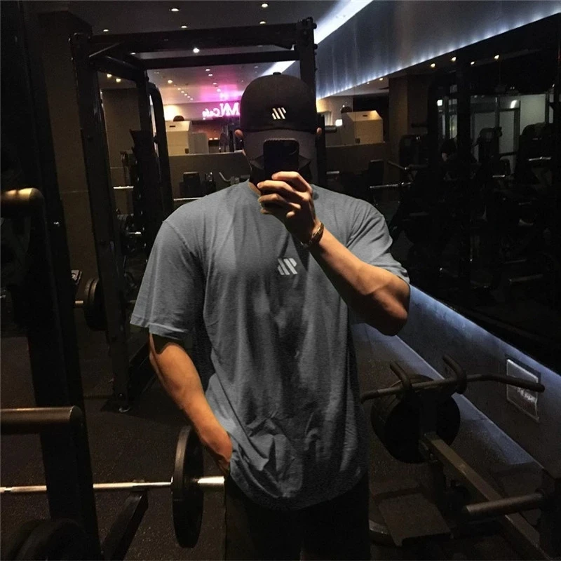 Men Sport T Shirt Short Sleeve Cotton Running Fitness Bodybuilding Loose Training