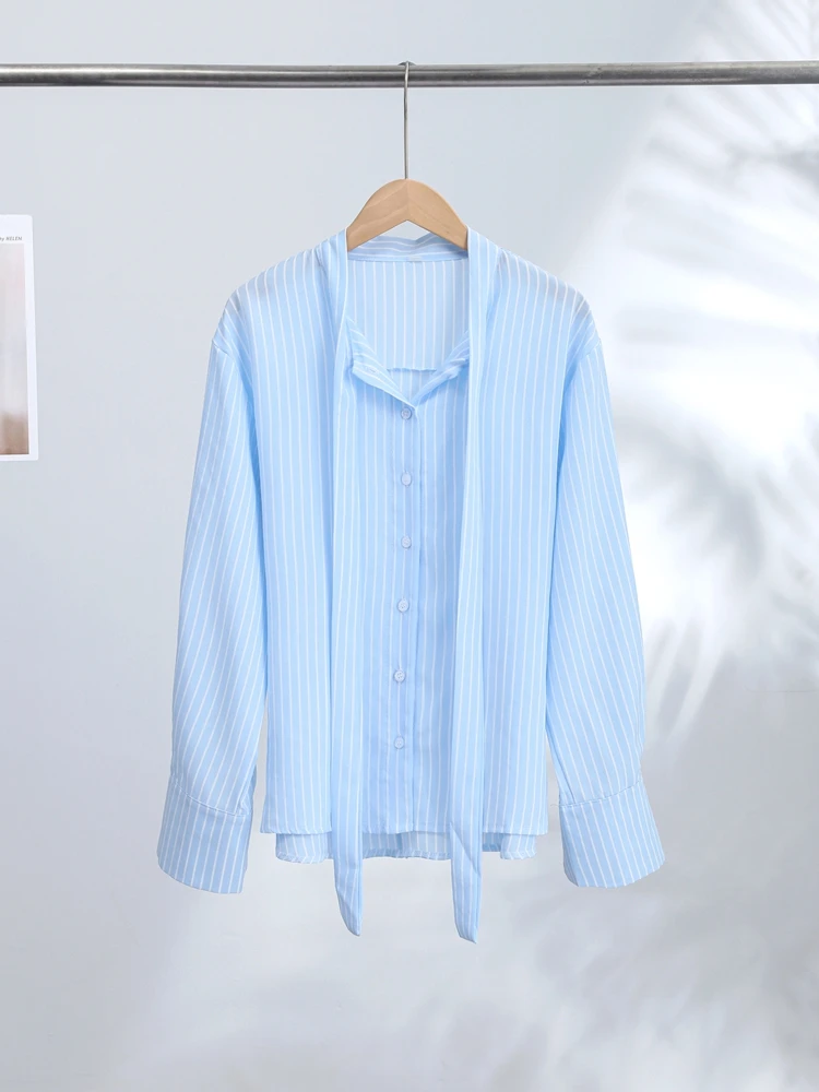 Fashion Women's Shirt Plaid Turn-down Collar Full Sleeve Backless Lace Up Female Shirts 2025 Spring Chic New Lady Street Tops 6
