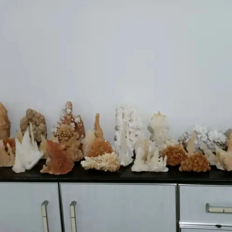 1Pcs Nature Stone Karst Cave Stalactite Raw Stone Ornaments Natural Stone Ornamental Stone Small Boutique Random Delivery