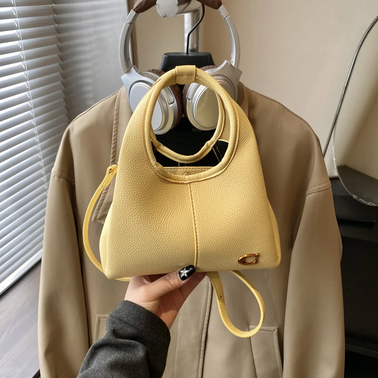 62630 yellow