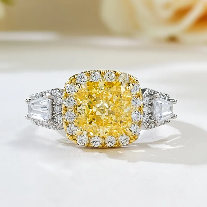 

2023 New S925 Silver 7 * 7 High Carbon Diamond Yellow Diamond Premium European and American Ins Style Ring Ring