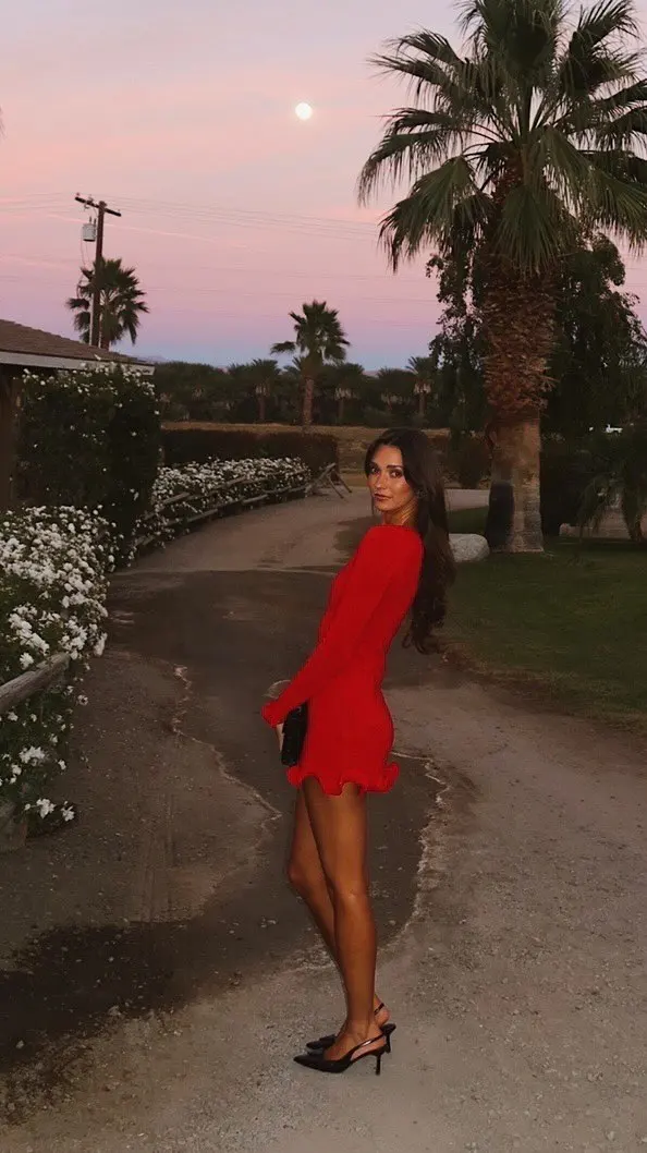 Chic Knitted Mini Dress with Unique Fungus Accents for Women photo review