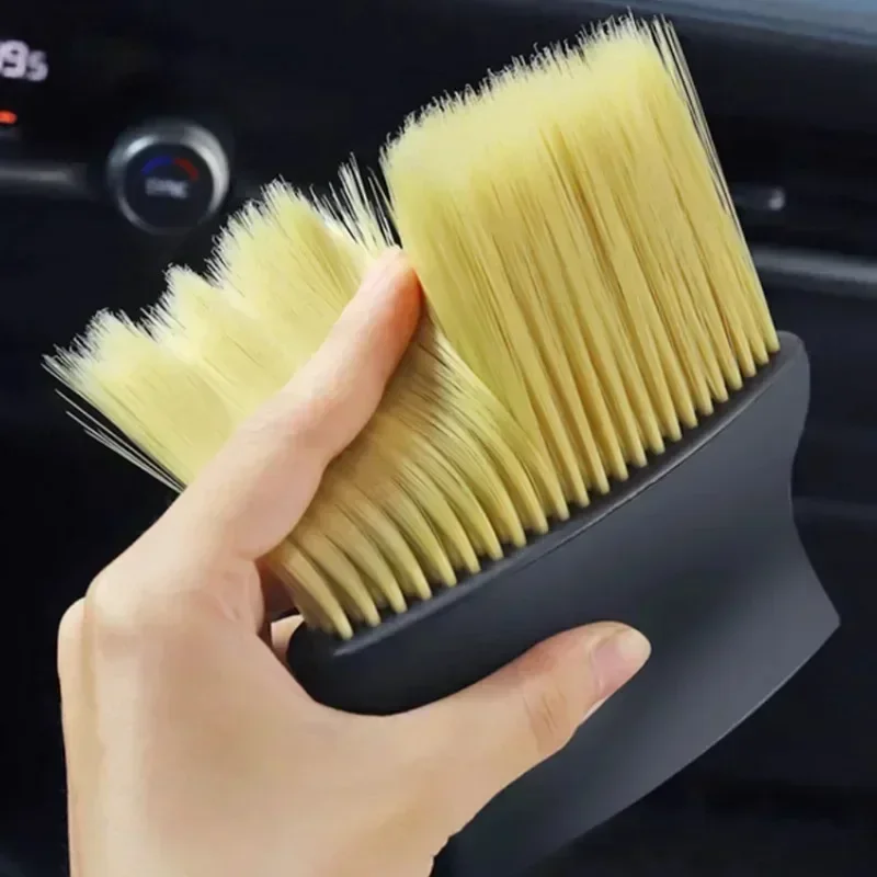 Universal Dust Removal Brush for Car Air Conditioner Outlets - Soft Brush Cleaning Tool