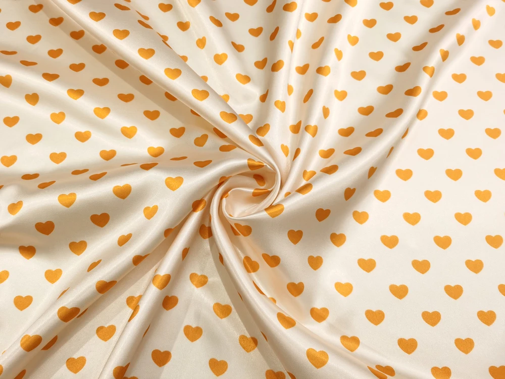 1 Meter x 1,48 Meter Satinstoff mit Liebesherzen-Print, weiches, seidiges Charmeuse-Material für Schal-Futter – Detail 14