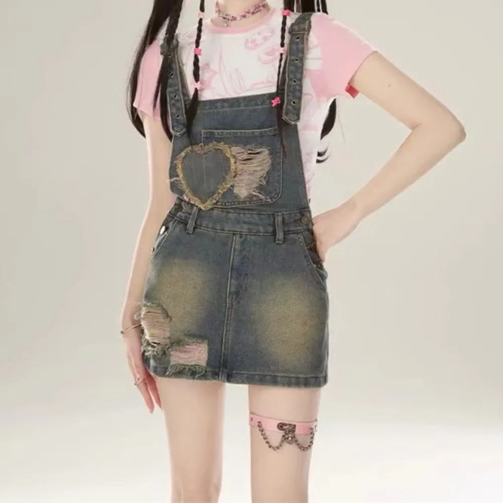 

Retro do old denim strappy skirt female 2024 summer new female girl sense thin waist broken holes short skirt