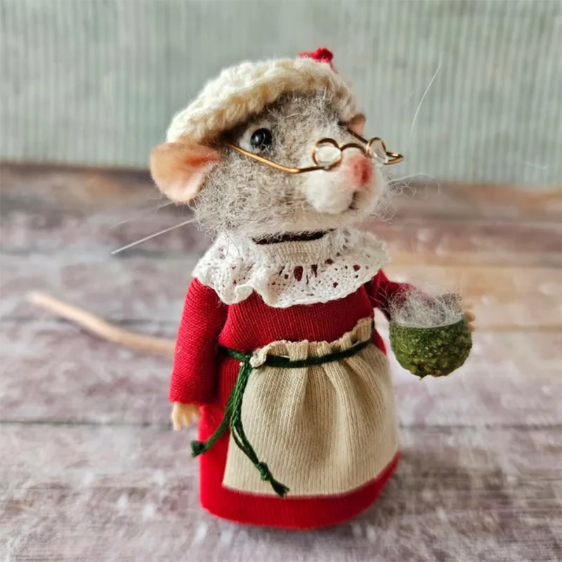 Needle Felted Mouse Christmas Ornament - Handmade Wool Felt Mouse with Scarf, Cute Tree Decoration for Xmas Stocking & Gift Tag